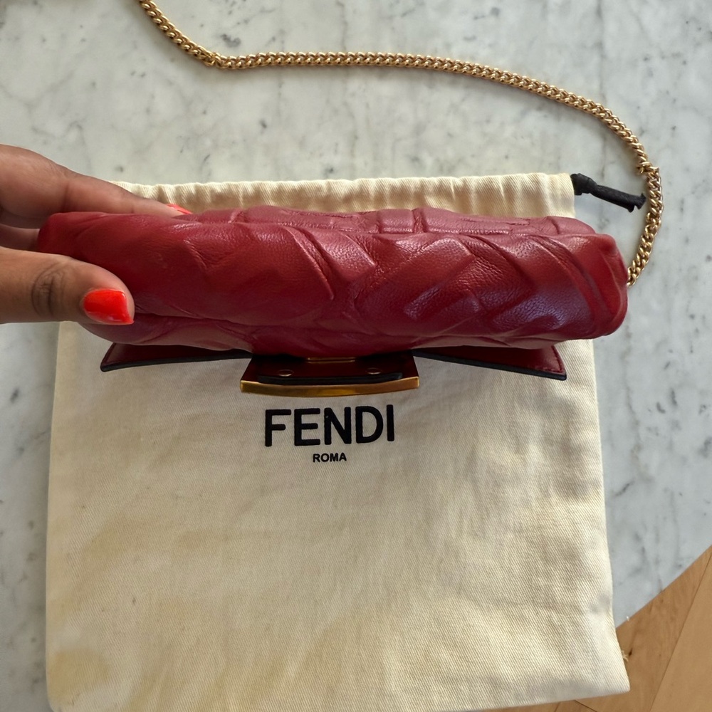 Fendi Baguette Mini Bag 
Red nappa leather bag with FF motif - Picture 9 of 13